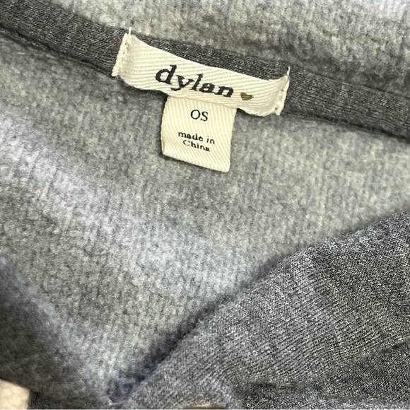 Dylan Hoodie Poncho - Picture 6 of 8